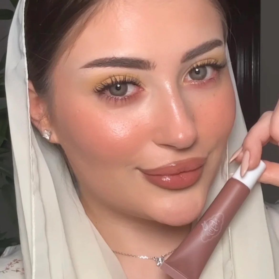 Chocolate lipgloss🍫