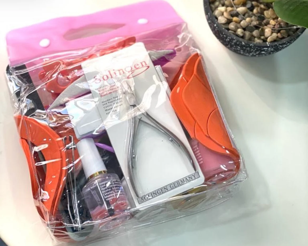 عُدة متكاملة للعناية بالاظافر