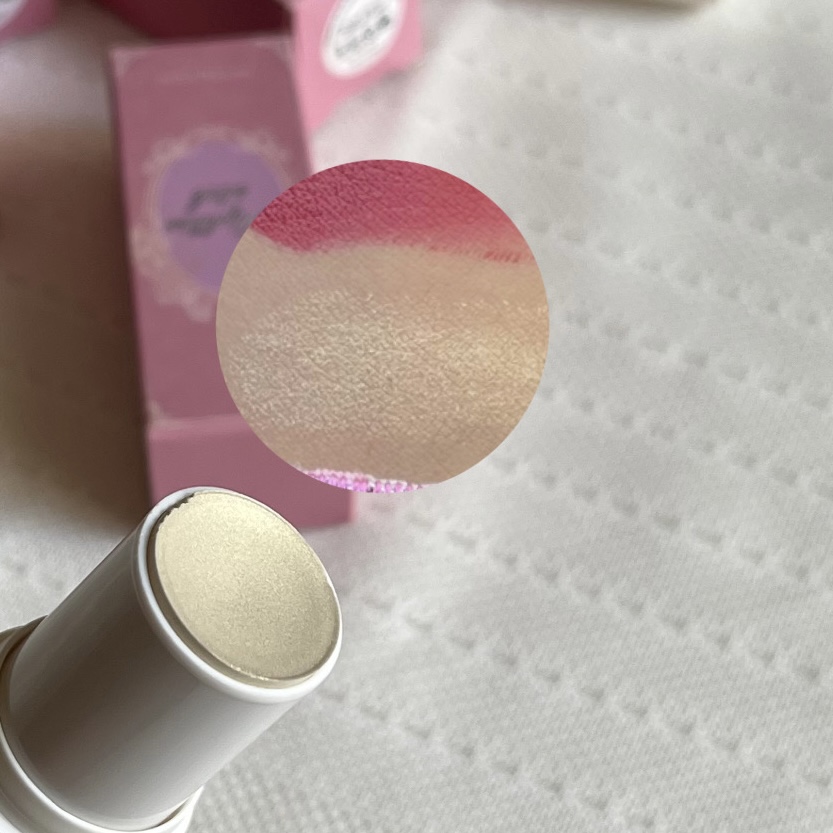 Sparkle highlight stick 🪄